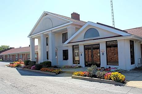 Bellevue Hotel and Suites