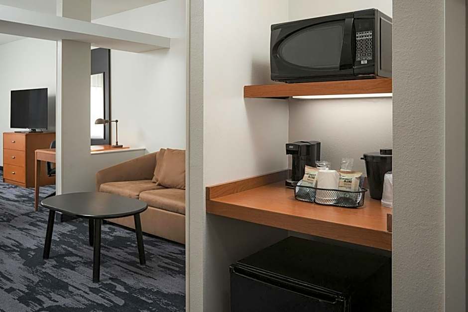 Fairfield Inn & Suites by Marriott Louisville East