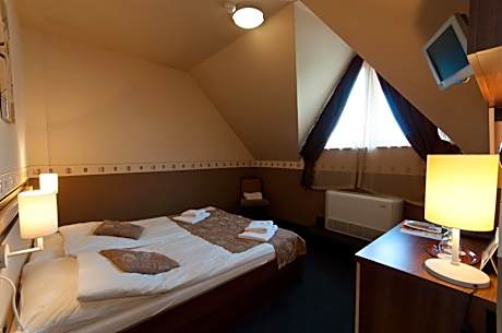 Classic Double or Twin Room