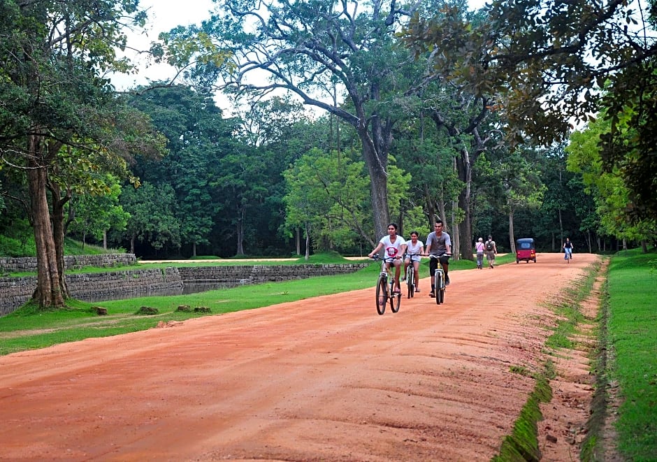 Back of Beyond Pidurangala