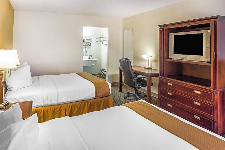 Rodeway Inn & Suites Carrollton