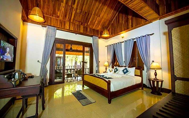 Treasure Hotel Laos