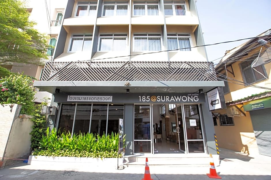185@Surawong Residence
