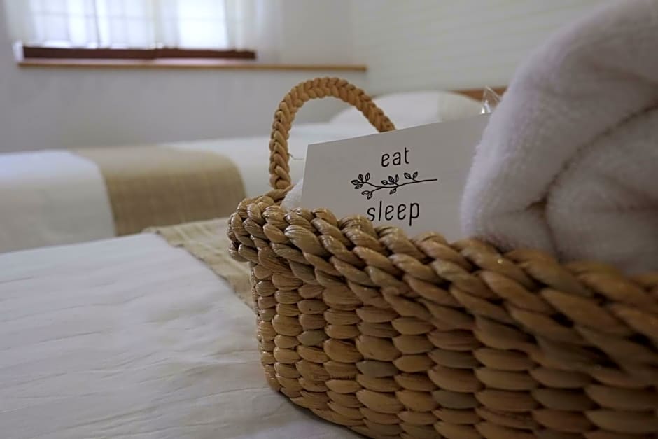 Eat Sleep Cafe And Bed