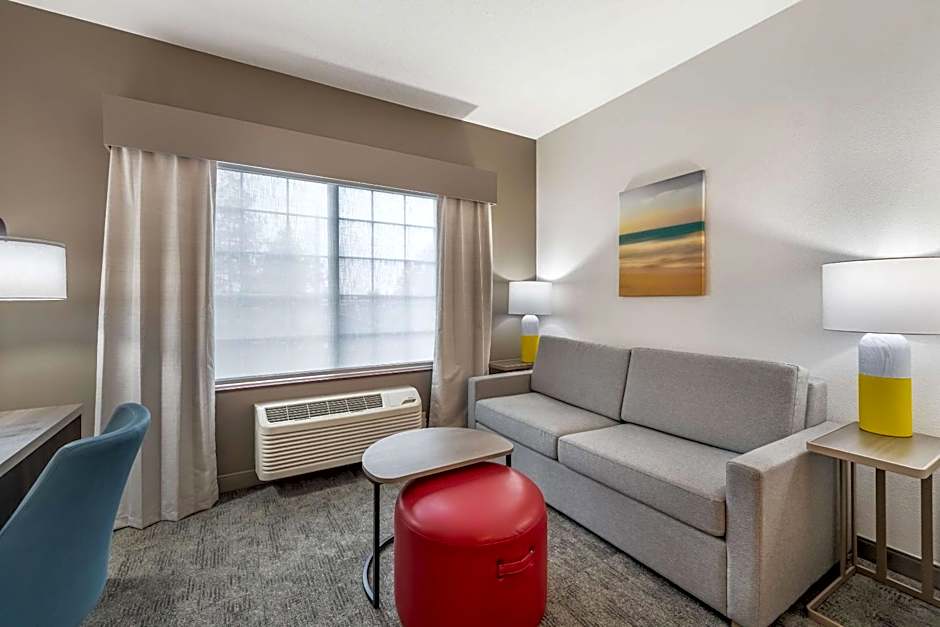 Comfort Suites Redmond Airport