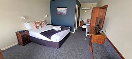 Standard Room - Non Refurbished