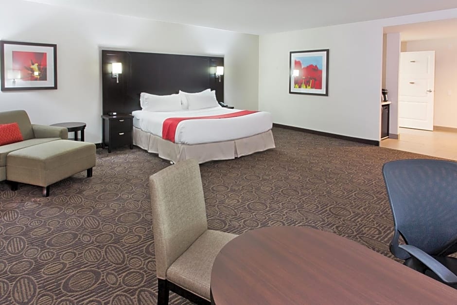 Holiday Inn & Suites Red Deer South