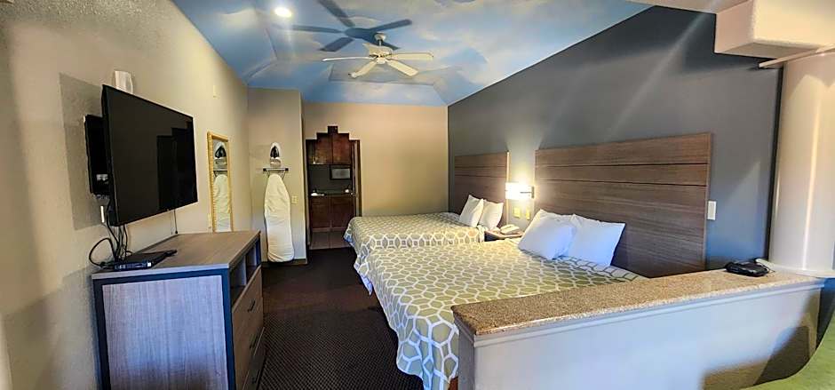 Regency Inn & Suites By Capital O Houston IAH Airport