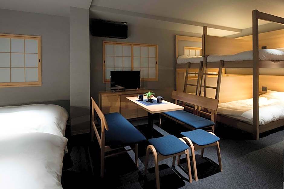 ALPHABED INN Takamatsuekimae