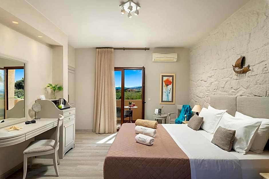 Mistral Hotel - For Solo Travelers