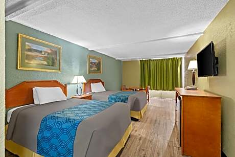 Double Room with Two Double Beds - Non-Smoking