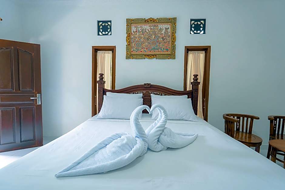 Tebluess Guesthouse Gianyar RedPartner