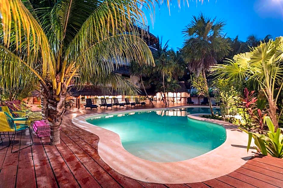 Tropical Suites by Mij