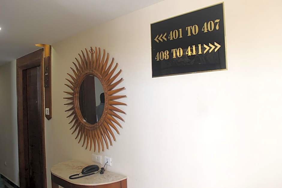 Hotel Saratharajans