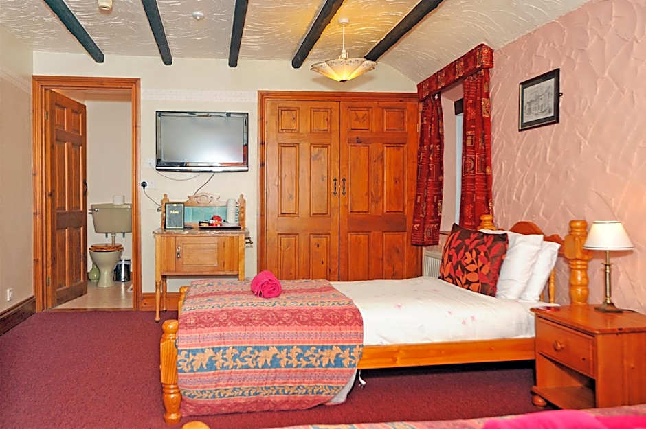 The West Country Inn