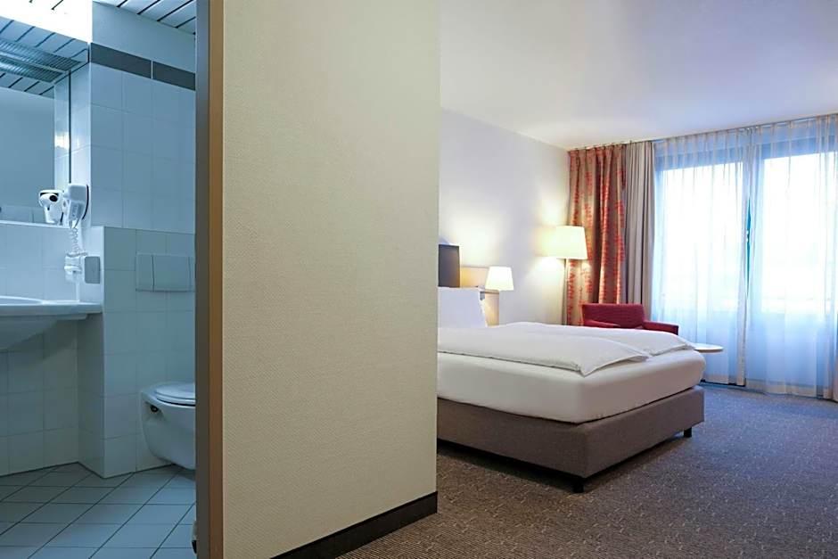 FOUR Essen City Centre