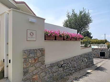 Apartment with Garden View