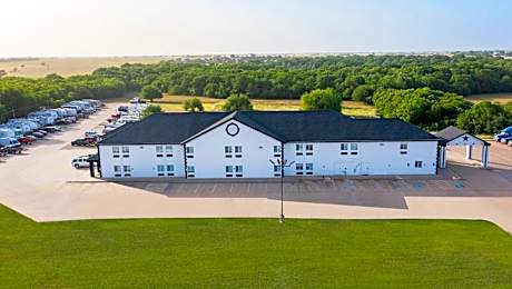 Atria Hotel And Rv Mcgregor