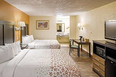 Queen Room with Two Queen Beds - Non-Smoking