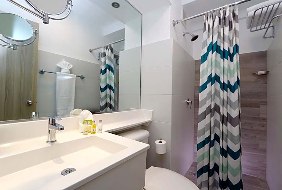 The Wave Hotel Condado