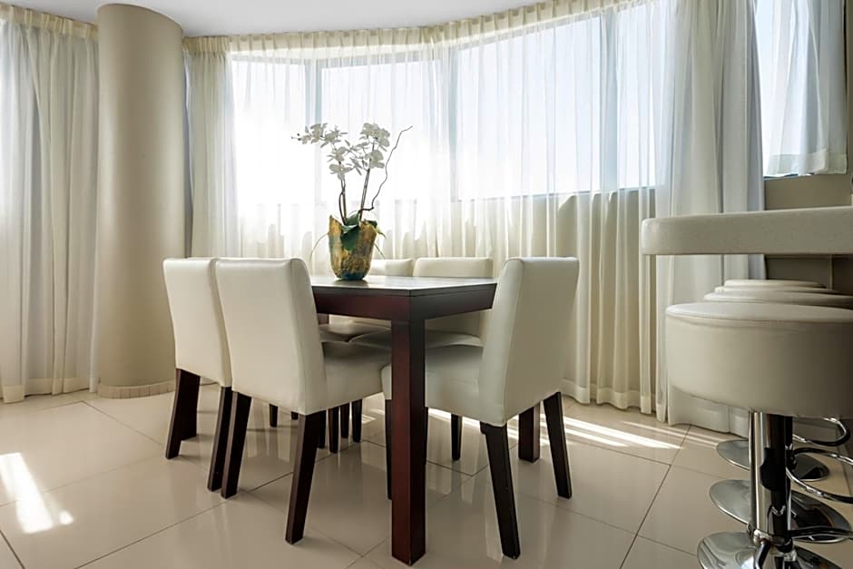 Aquarius Luxury Suites