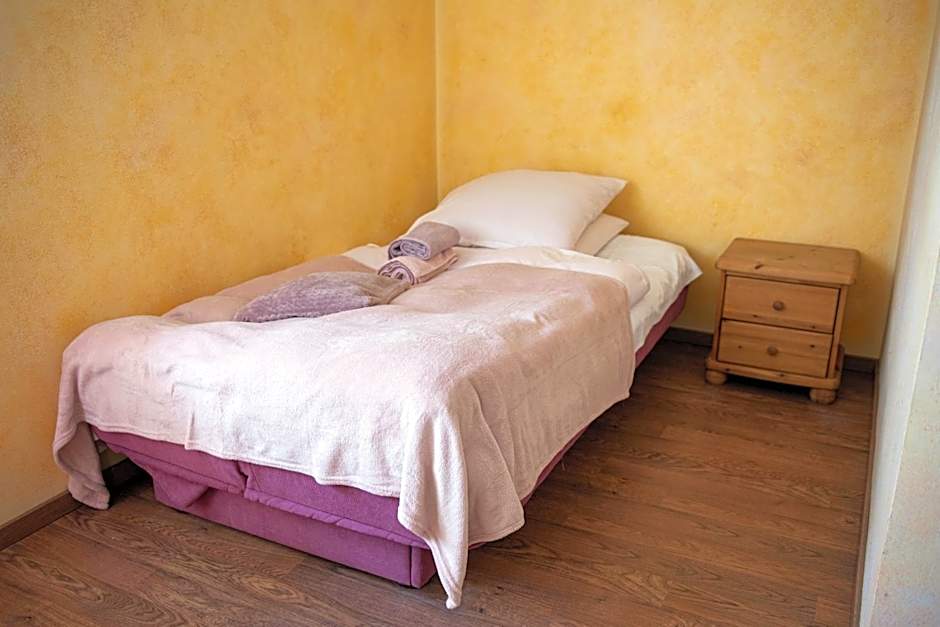 Dom Gościnny Pod Akacjami