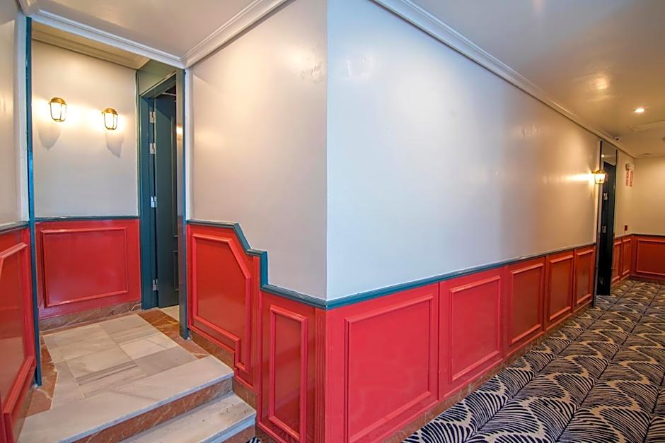 Petit Palace Puerta de Triana