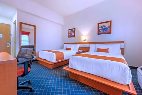 2 Double Beds, Nonsmoking