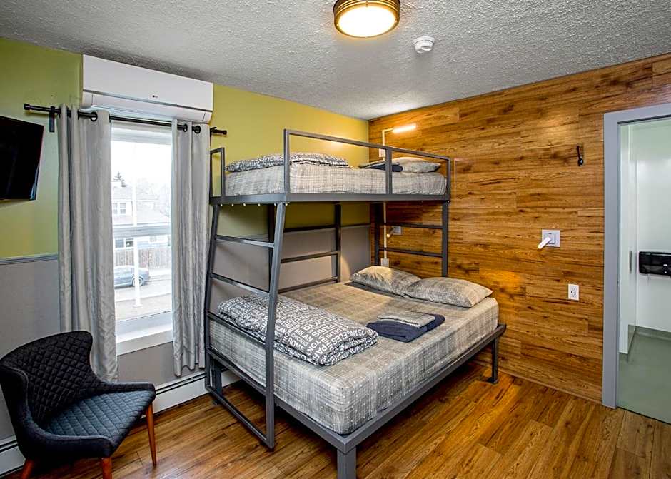 Jasper Downtown Hostel