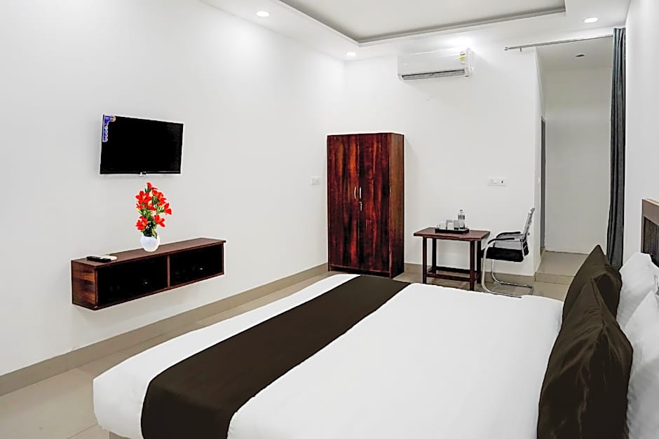 Hotel O Bhangel Dadri Road Noida