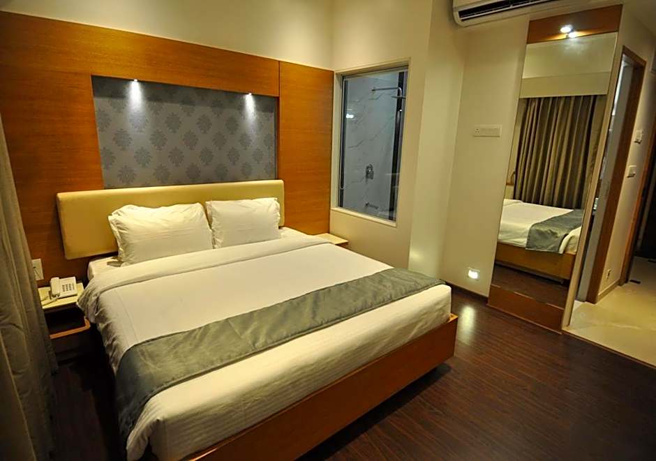 Photo 1 of 5 of Superior 1 Double Bed or 2 Beds