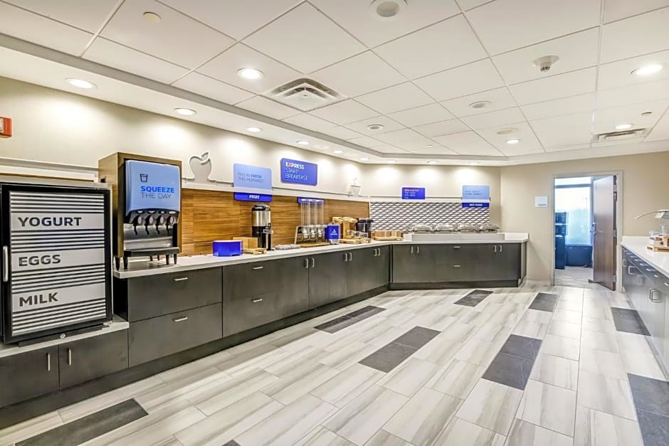 Holiday Inn Express And Suites Longview North By IHG