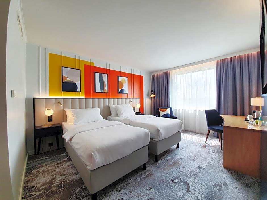 voco Dusseldorf Seestern By IHG