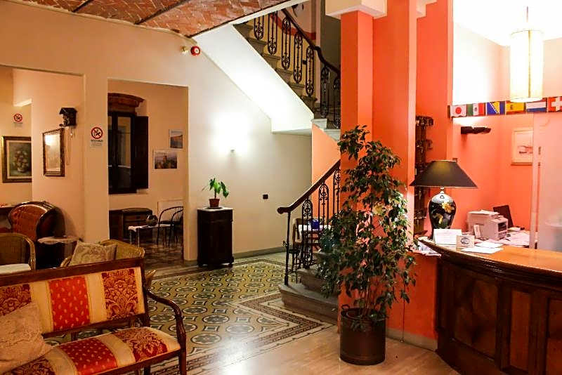 Hotel Savoia & Campana