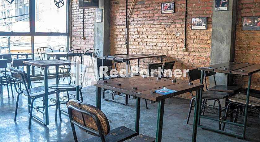 Jabrix Hotel Mitra RedDoorz