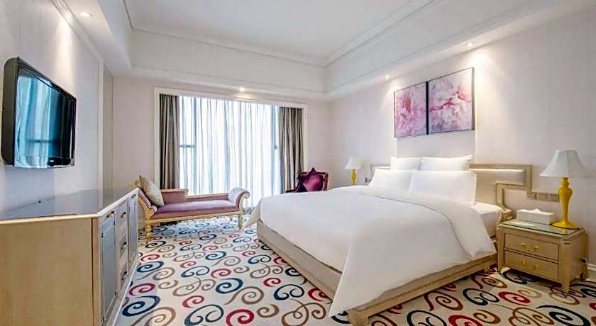 Babylon Hotel