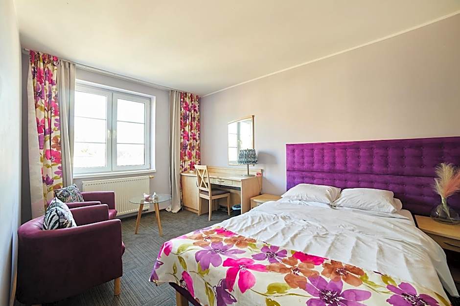 Photo 1 of 5 of Deluxe 1 Bedroom Apartment