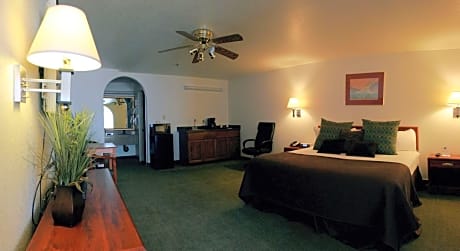 Two-Bedroom Suite - Non-Smoking