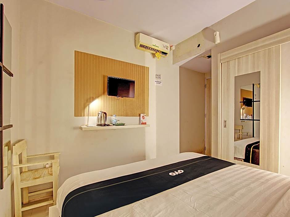 Capital O 93450 Hotel D'lala