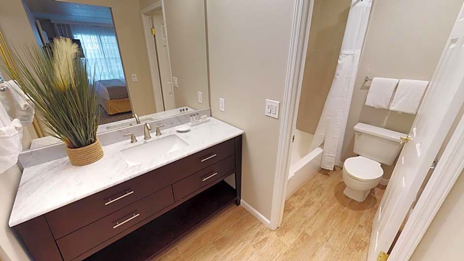 Chase Suites Hotel In Newark
