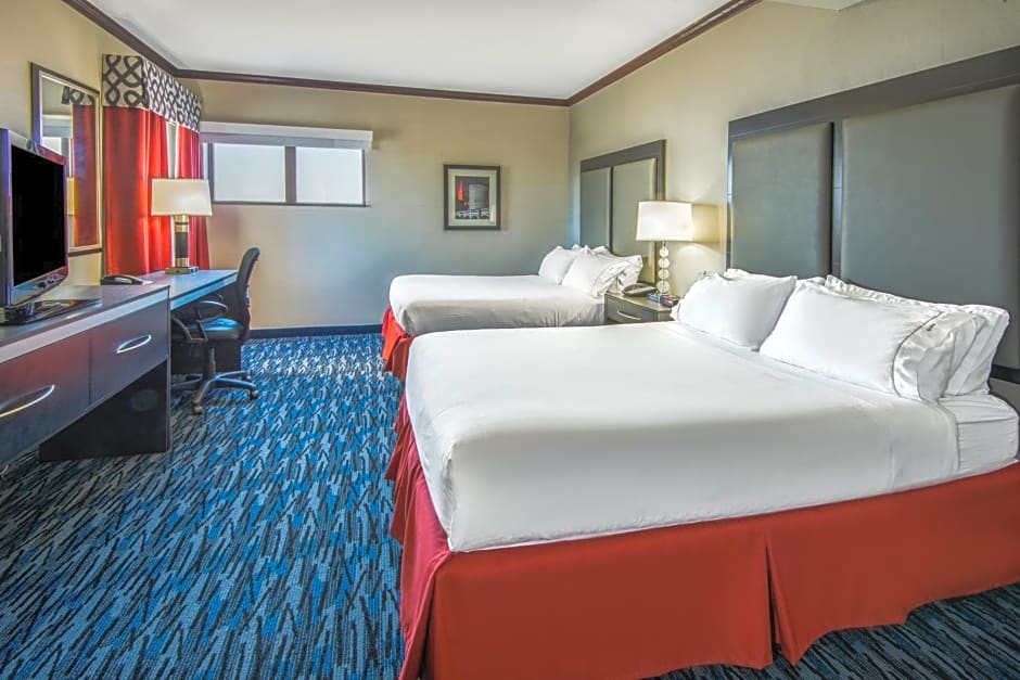 Holiday Inn Express Brookpark-Cleveland Airport Hotel