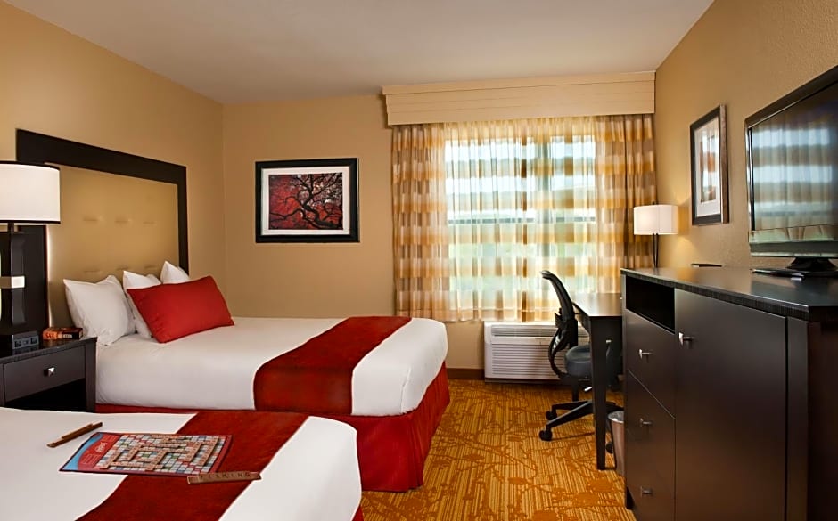 Branson Hillside Hotel