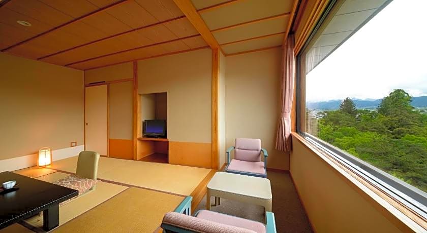 Tsukioka Hotel