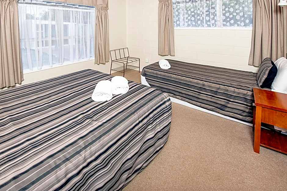 Tourist Court Motel