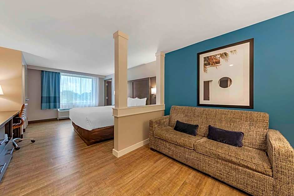 Comfort Inn & Suites Miami International Airport