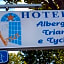 Hotel Triana e Tyche