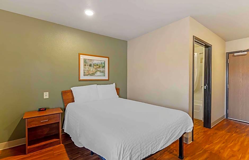 Extended Stay America Select Suites - Cleveland - Mentor