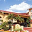 La Quinta Inn & Suites by Wyndham St. Pete-Clearwater Airport