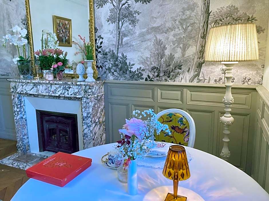 La Villa des Roses Gîte Chambres d'hôtes Piscine chauffée