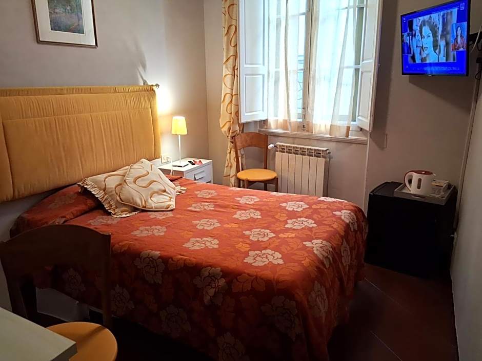 Hotel Tourist House